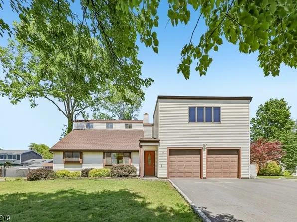 56 Birch Run Dr, Piscataway Twp., NJ 08854