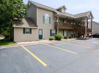 520 Abby Ln APT 1, Branson, MO 65616