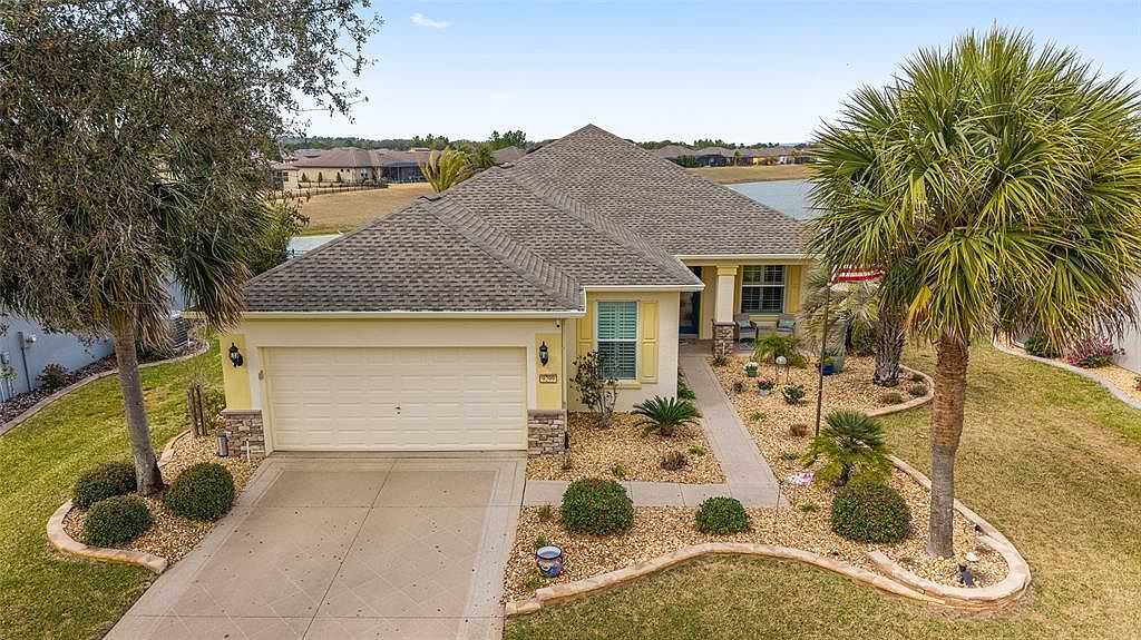 9299 SW 66th Loop