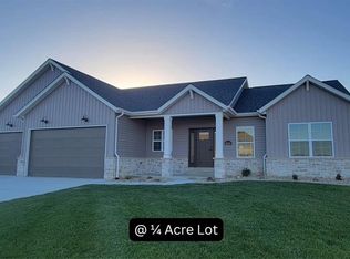 1433 Guilford Pl, Troy, IL 62294