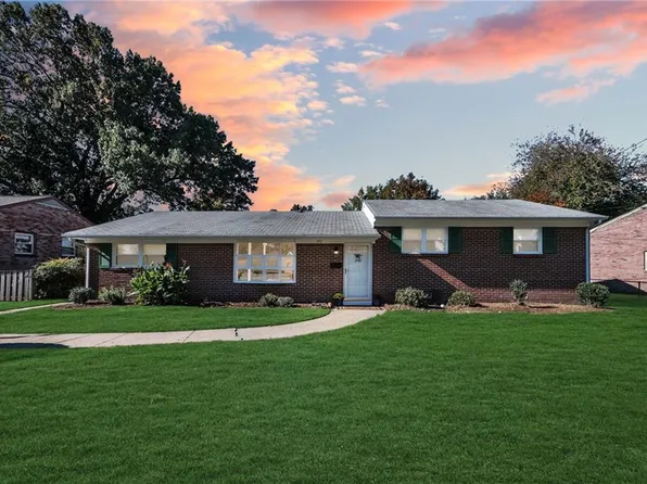 102 Haviland Dr, Newport News, VA 23601