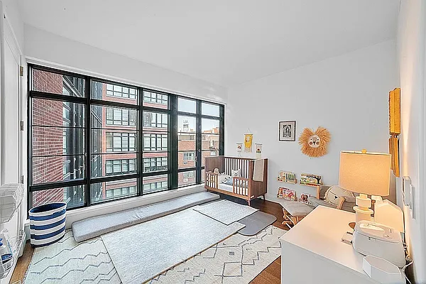 Rented by A & I Broadway | media 6