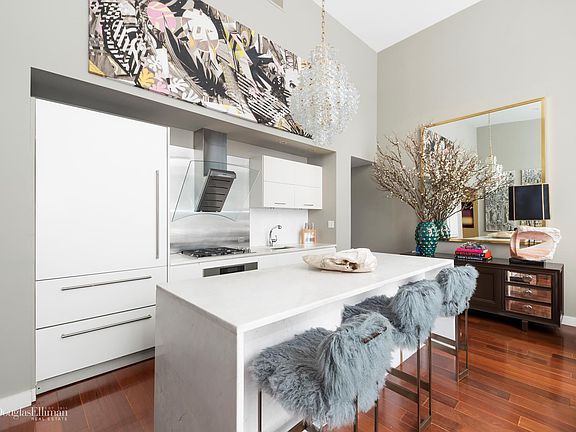 3rd image of 16 Warren St #4
