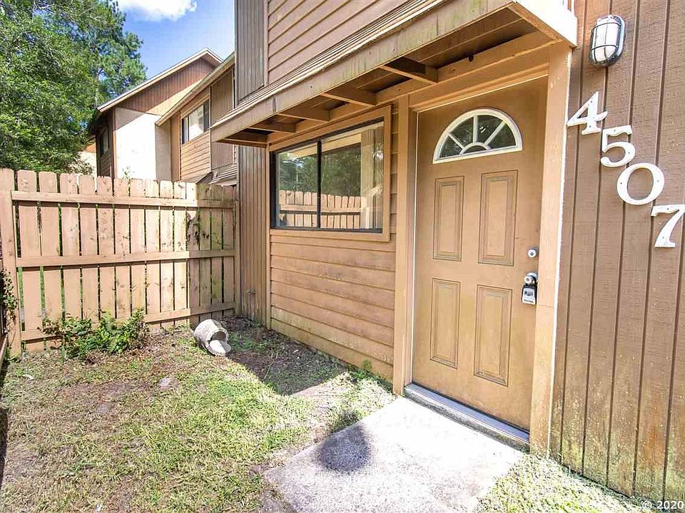 1st image of 4507 NW 41st Pl