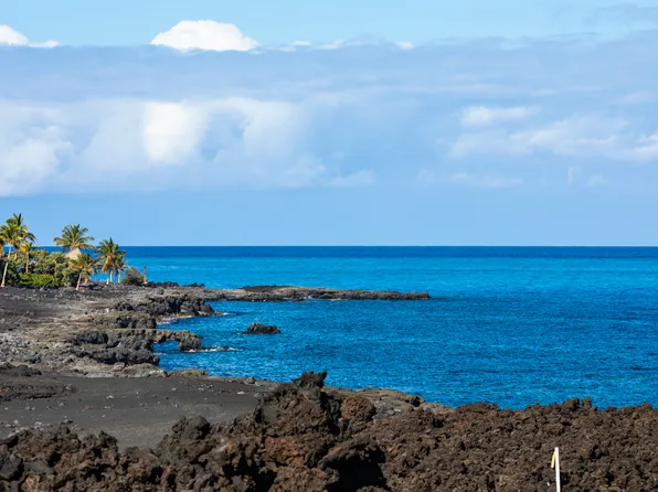 72-111 Pahinahina Pl #1-B, Kailua Kona, HI 96740