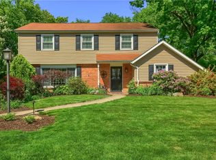 158 N Jamestown Rd, Coraopolis, PA 15108