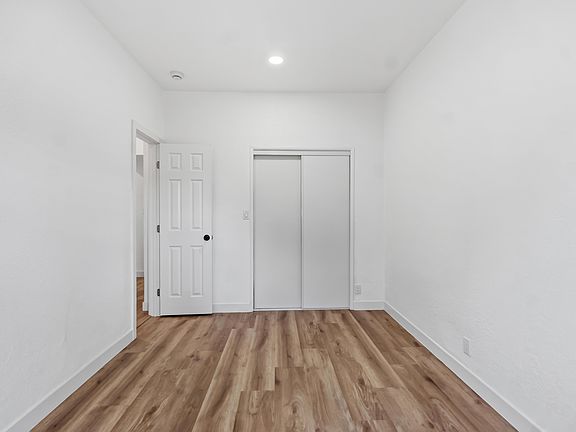 2nd image of 332 Chester Pl