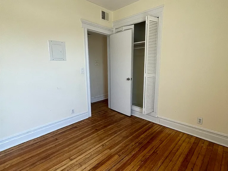 3444 Kennedy Blvd #3R — Photo 12