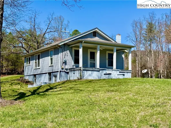 4366 Lynn Martin Lane, Lenoir, NC 28645