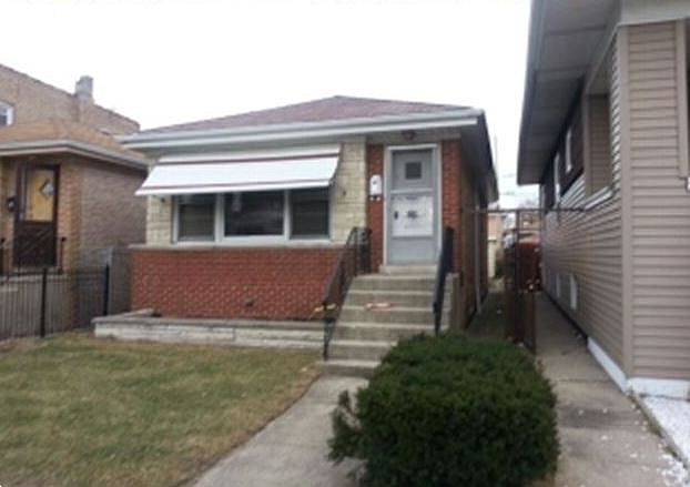 1st image of 2117 N Lawler Ave