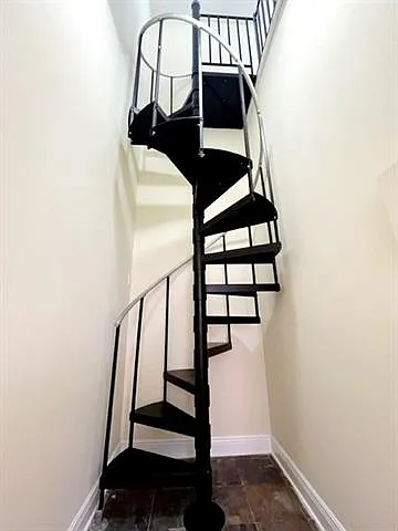 323 Morgan St #2C — Photo 10