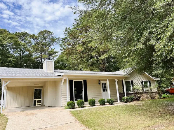 216 Wynwood Ct, Ozark, AL 36360