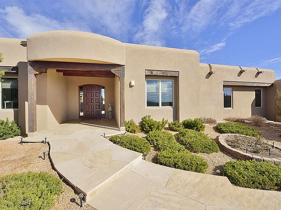 3rd image of 108 Sunflower Dr
