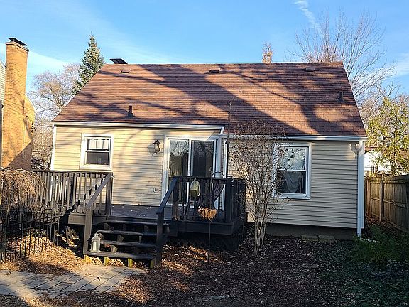 4th image of 1551 Giddings Ave SE