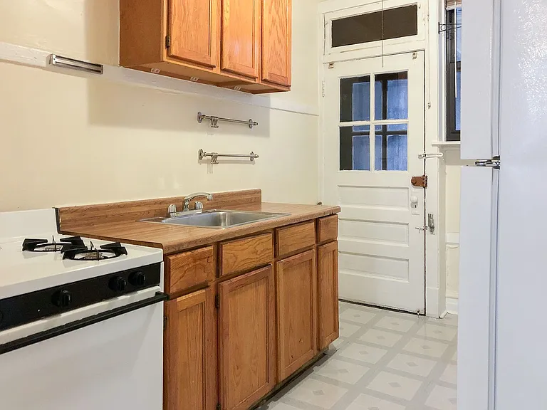 4844-46 N. Rockwell / 2604-12 W. Gunnison — Photo 24