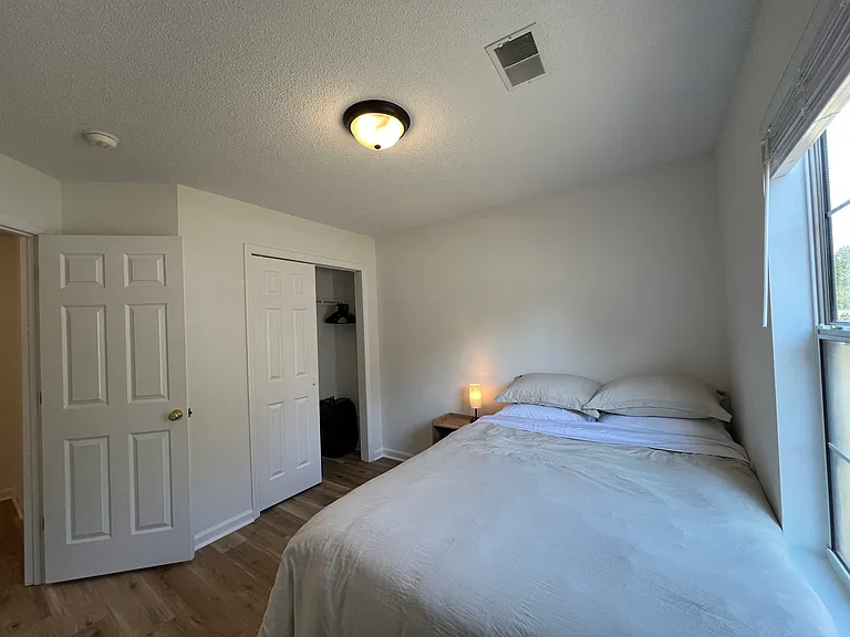5343 Tidewater Dr — Photo 9