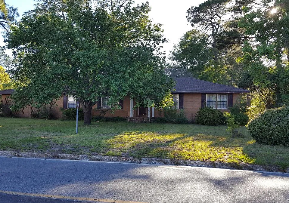 901 Darling Ave