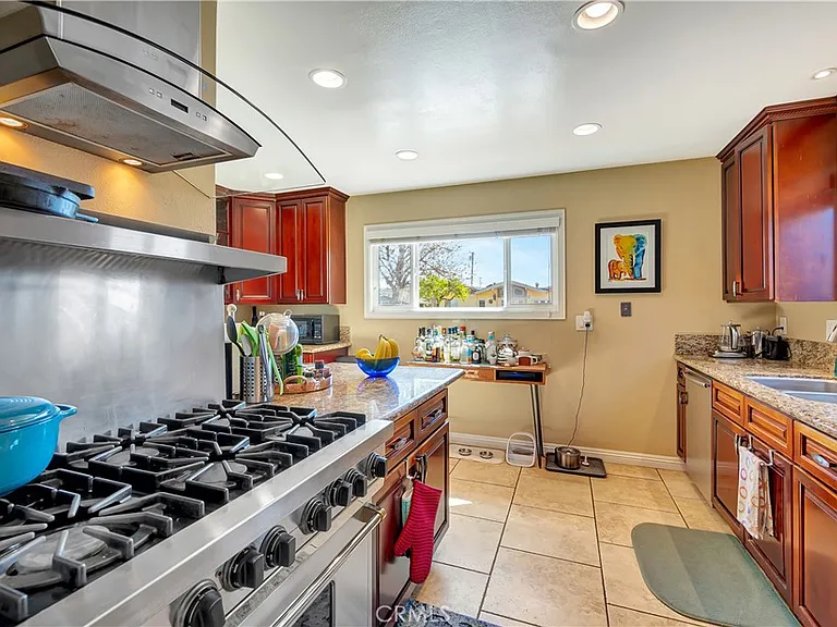 5141 Cheryl Dr — Photo 20