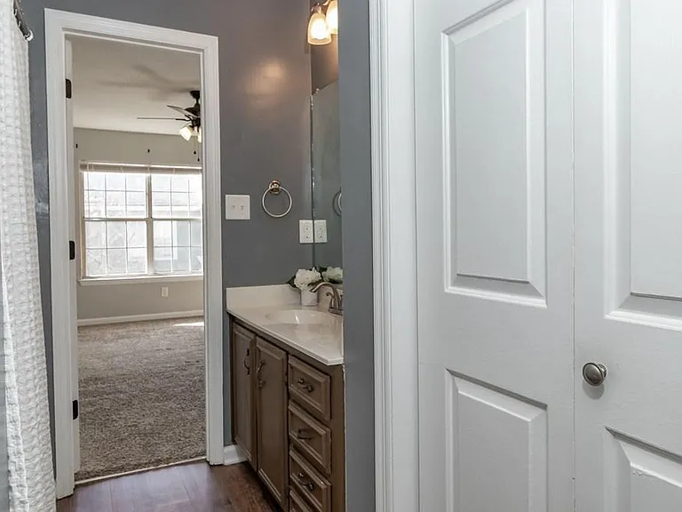 2018 Briar Ct — Photo 5