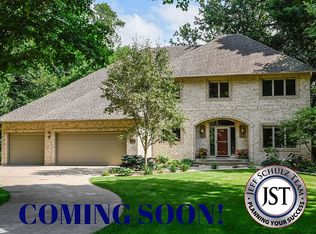 1133 Sugarbush Ln, Waconia, MN 55387