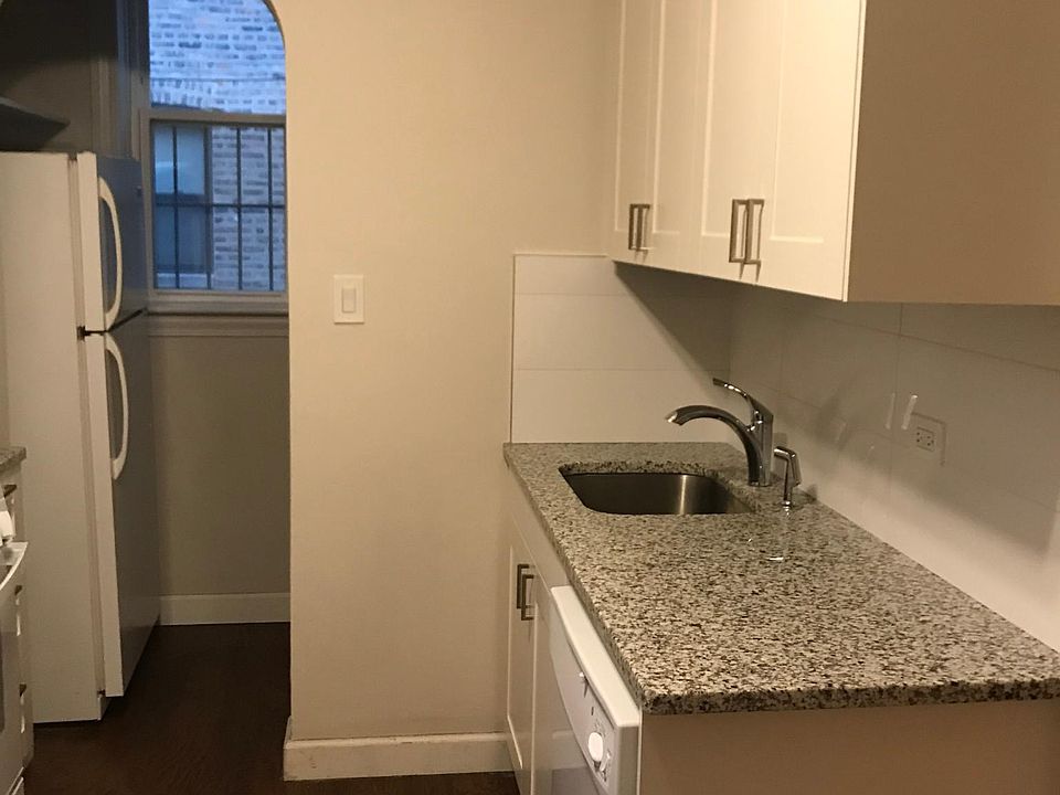 1st image of 2309 W Iowa St #1