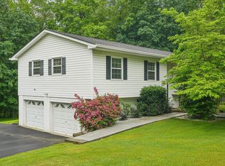 14 Maywood Rd, Newburgh, NY 12550