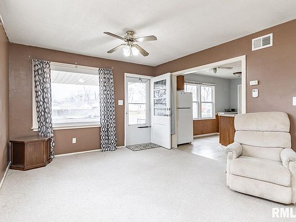2nd image of 5108 N Glen Elm Dr