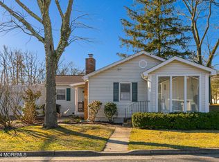 717 Harmony Rd, Middletown, NJ 07748