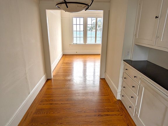 4th image of 5940 California St #6