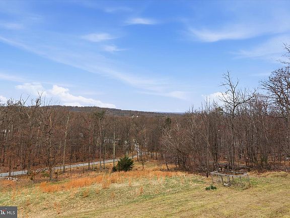4th image of 156 Ray Ridge Ln