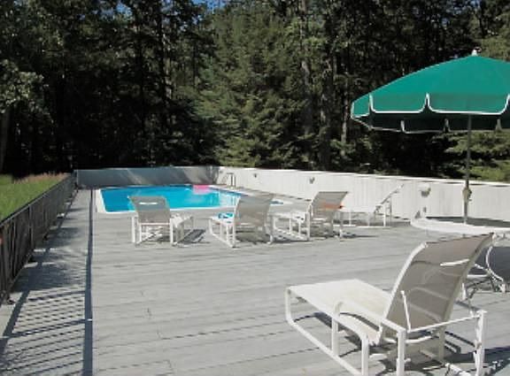 2nd image of 23 Cecilia Ln