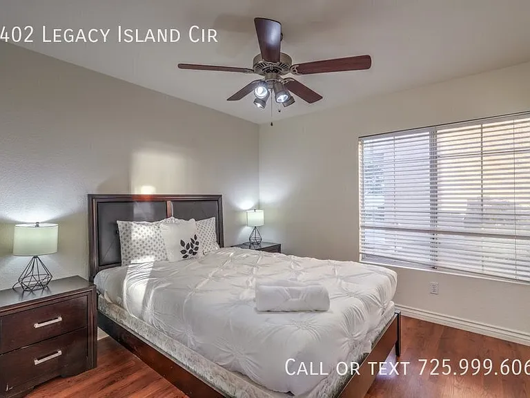 2402 Legacy Island Cir — Photo 26