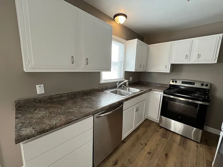 9318 Zimmerly Ave — Photo 12