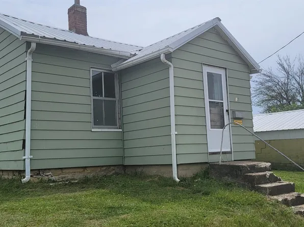 107 Washington St, West Union, IA 52175