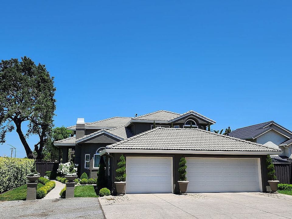 1st image of 63 Shelley Ave
