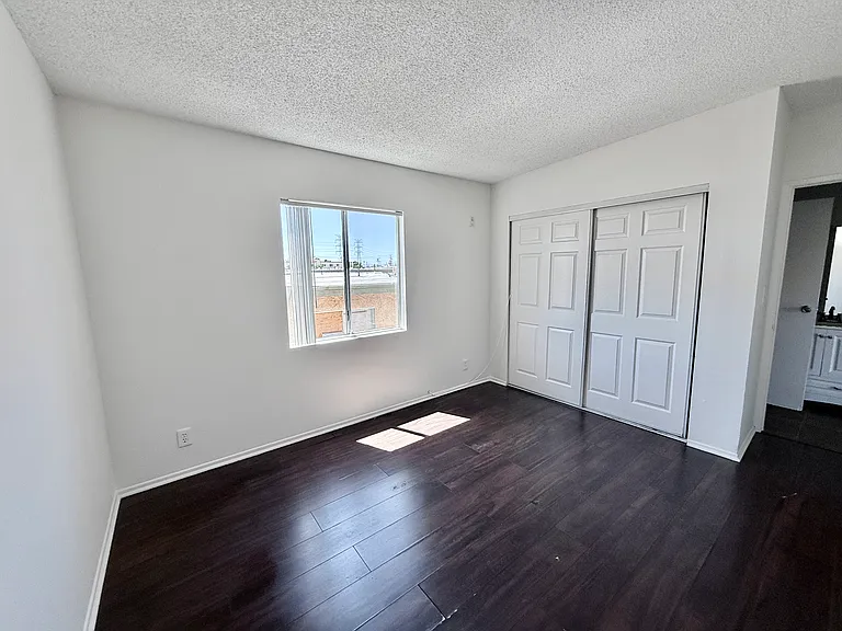 11959 Runnymede St #19 — Photo 14