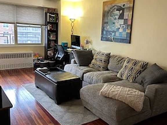 3rd image of 2930 W 5th St APT 19E