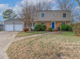 401 S Kings Point Rd, Virginia Beach, VA 23452