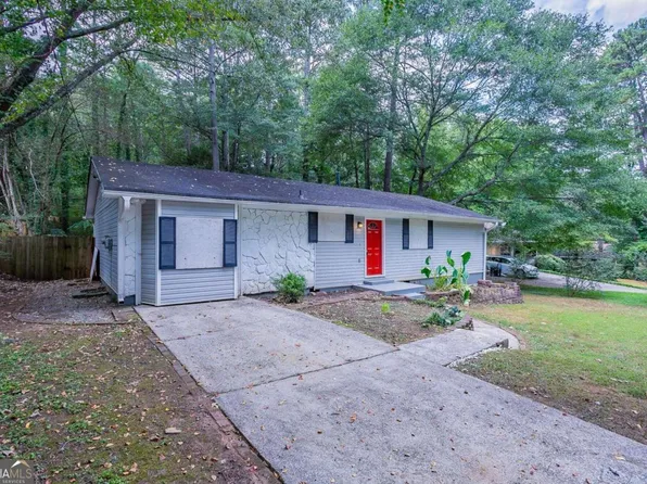 1619 Creekford Way, Stone Mountain, GA 30088