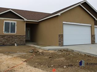 2185 Heathrow Ave, Casper, WY 82609