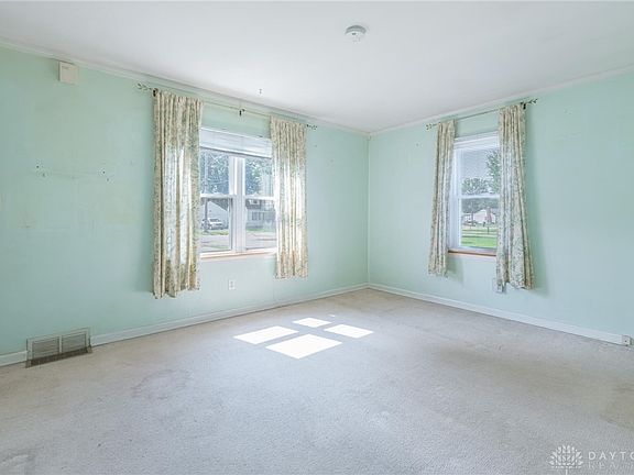 4th image of 3205 Tytus Ave