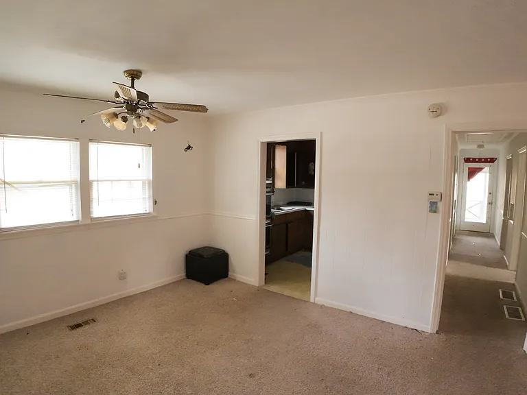 5924 Mimosa Cir — Photo 9