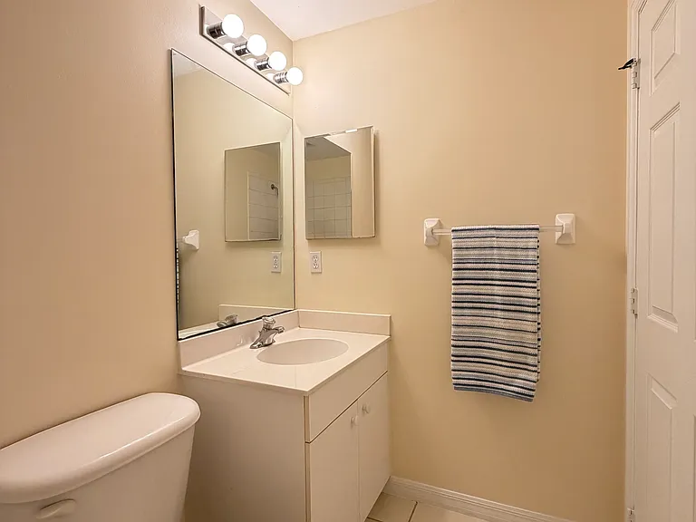 3612 Pine Oak Cir — Photo 10