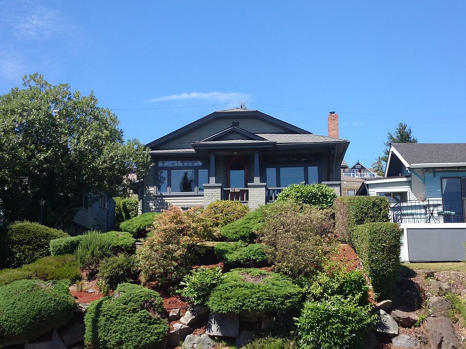 1st image of 2831 Boyer Ave E