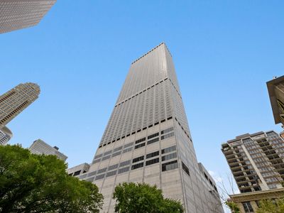 180 E Pearson St APT 4504, Chicago, IL, 60611