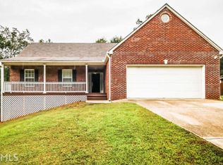 373 Plantation Ridge Ct, Loganville, GA 30052