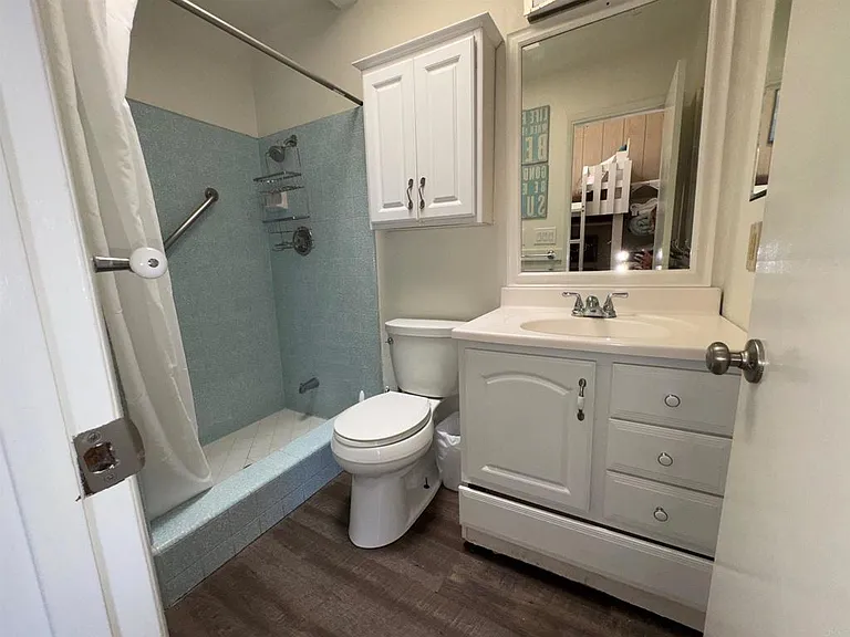 724.5 Dover Ct — Photo 21
