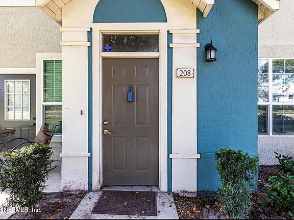 2nd image of 13700 Richmond Park Dr N APT 208
