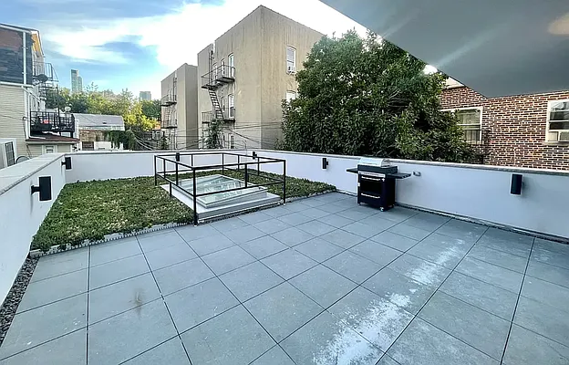 Rented by REAL New York | media 10