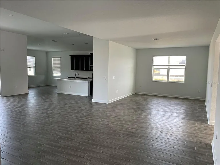 7152 Dilly Lake Ave — Photo 12